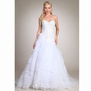 Sweetheart Ruffle Wedding Dress Off White 2